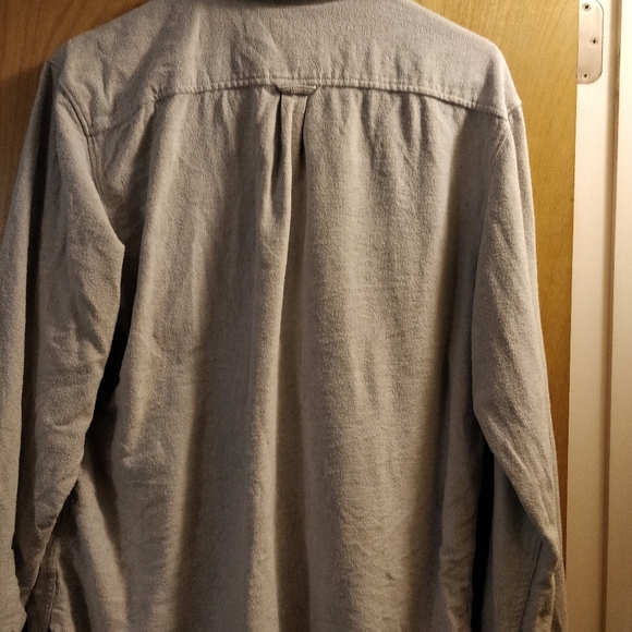 RVCA Button Down Flannel shirt - Picture 4 of 4